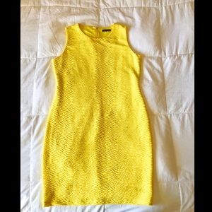 🌸✨MUST GO by 8/19 Yellow Tommy Hilfiger Dress